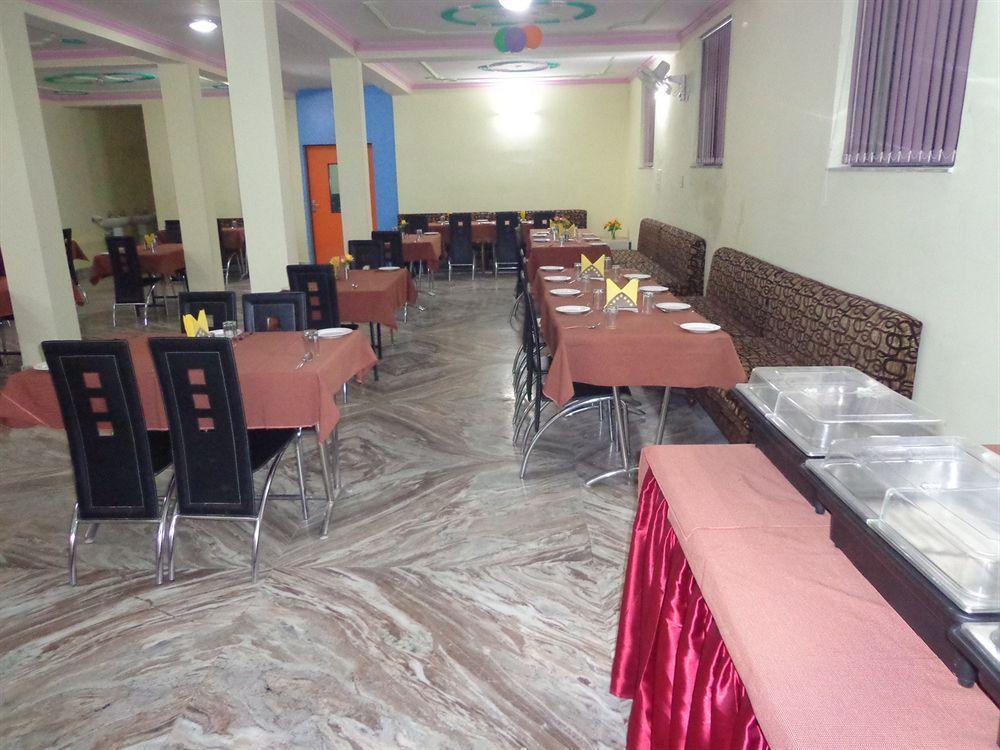 Hotel Om International Bodh Gaya Exterior photo